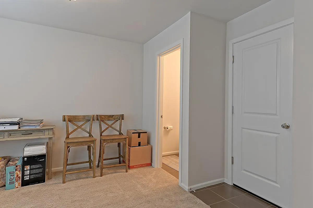 3 bed, 1314 sqft, $2,900 — Photo 3