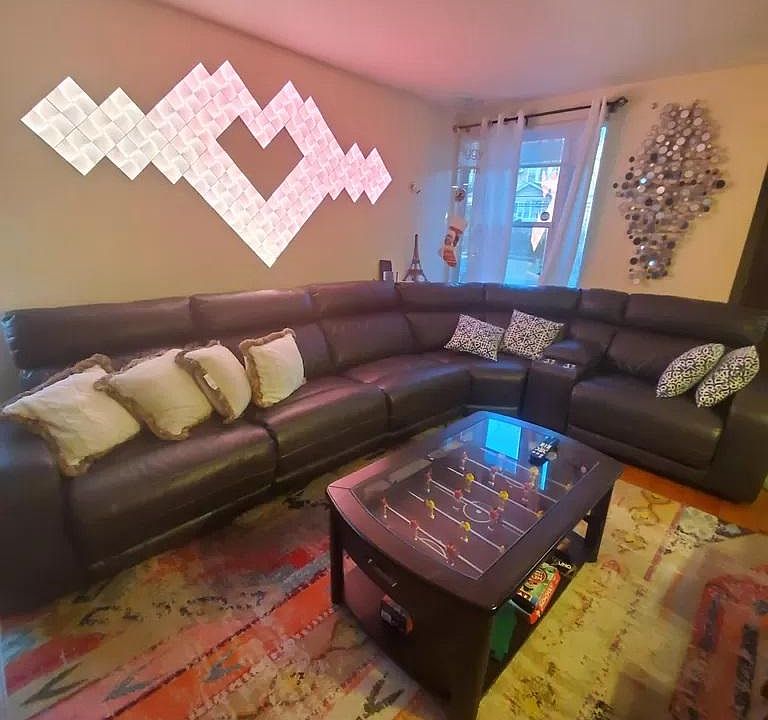 1st image of 2437 Fenton Ave #3
