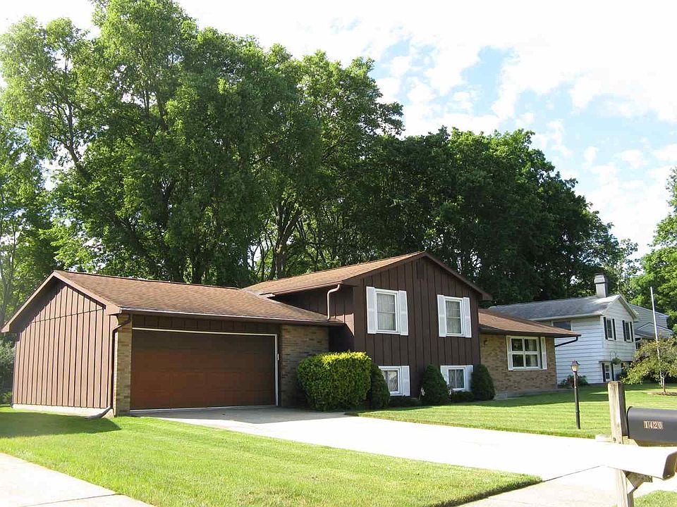 1st image of 1424 Medford Ln