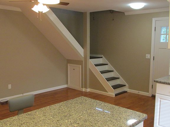 Up to 2nd Floor Loft 