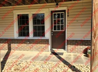 128 Leach Dr APT 306, Jonesborough, TN 37659