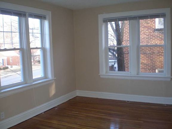 Living Room (1)