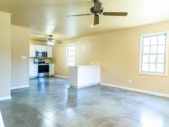 4th image of 250 Millies Ln