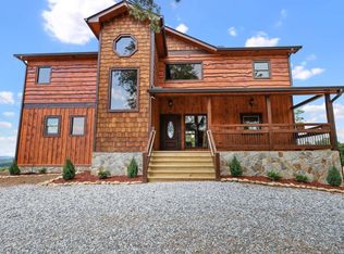 123 Hope Dr, Blue Ridge, GA 30513