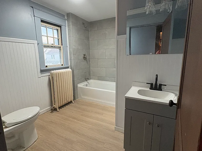35 Clare Ave — Photo 11