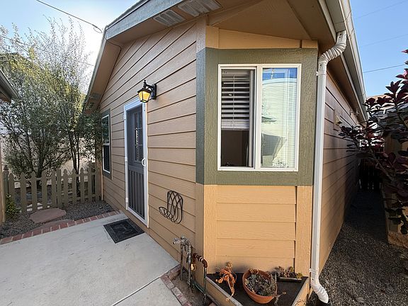 2nd image of 4505 E 4th St #A