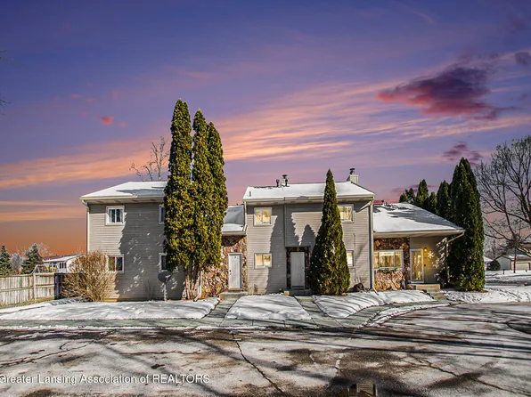 925 Brookside Dr APT 120, Grand Ledge, MI 48837