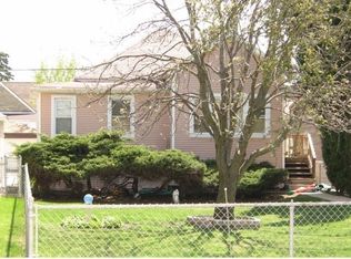 6129 W Henderson St, Chicago, IL 60634