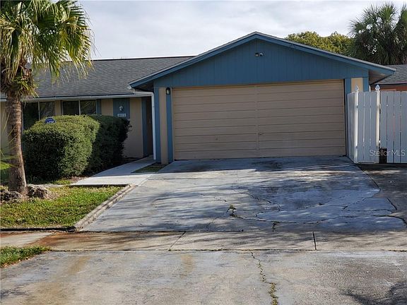 3rd image of 6815 Armand Dr