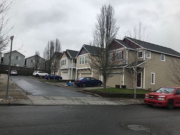 5th image of 5512 NE 74th Ct