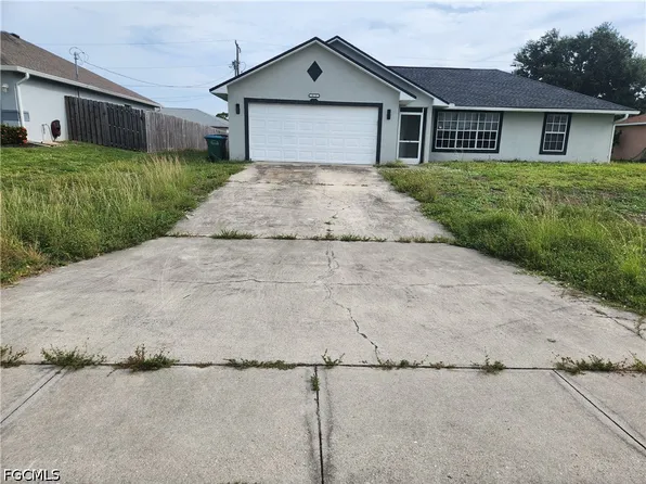 621 SW 21st Ln, Cape Coral, FL 33991
