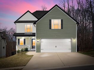 1033 Winesap Rd, Clarksville, TN 37040