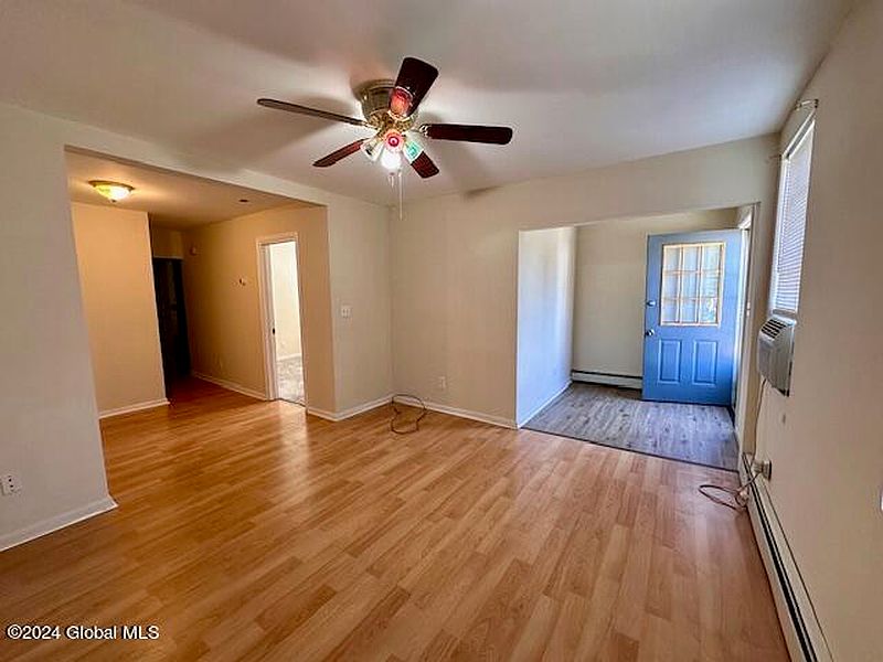 3rd image of 1602 2nd Street