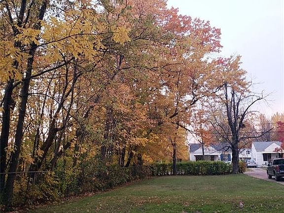 4th image of 12923 Lena Ave