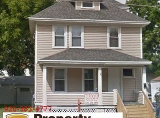 857 Wisconsin St, Oshkosh, WI 54901