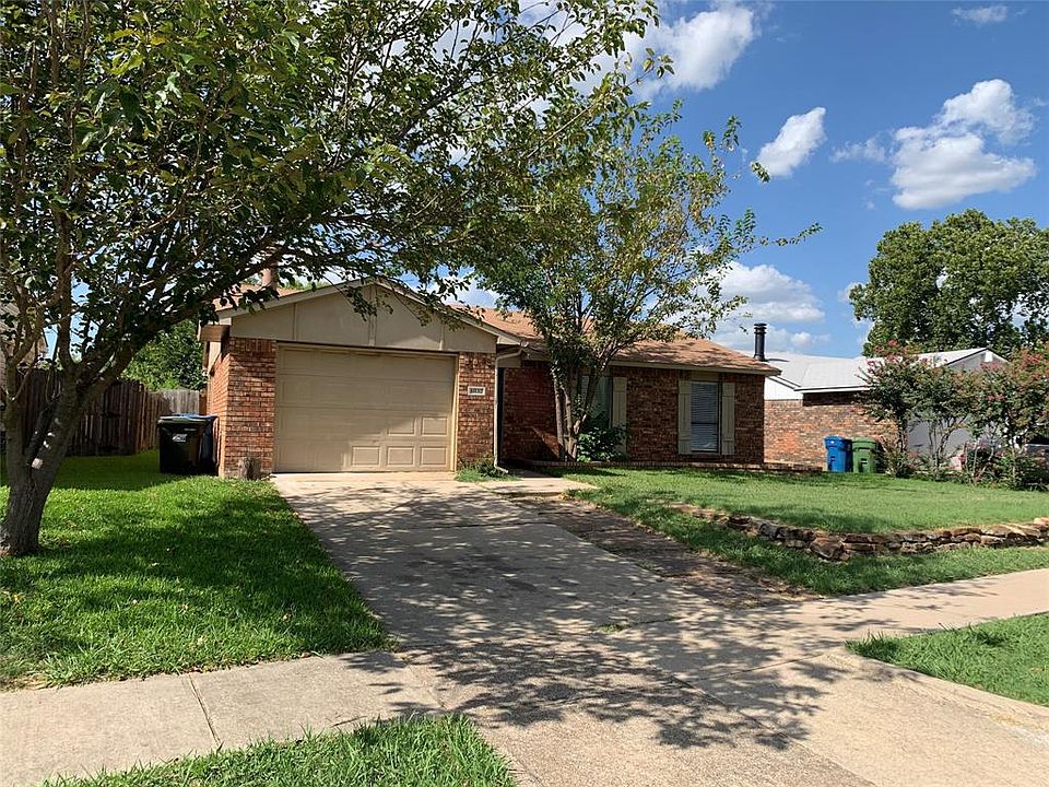1st image of 4832 Garvin Dr