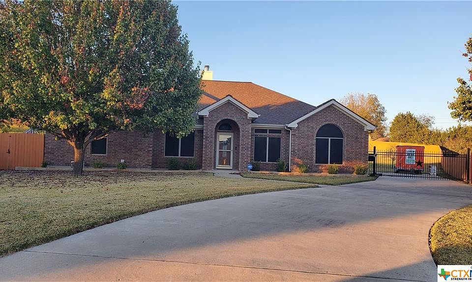 1st image of 1429 Summer Glen Dr