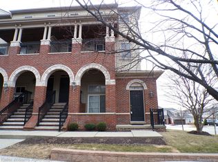 3976 Forester Blvd, Auburn Hills, MI 48326