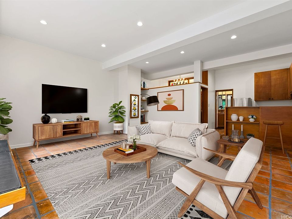 1st image of 156 Forest Ridge Way