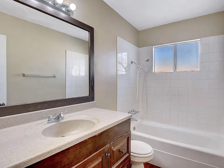 5250 Camden Ave — Photo 6