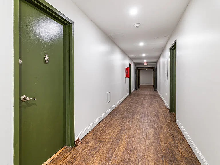 Belmont Heights — Photo 14