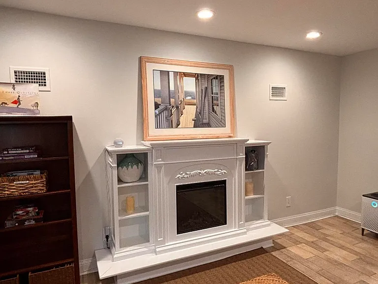 330 Sylvania Ave — Photo 31