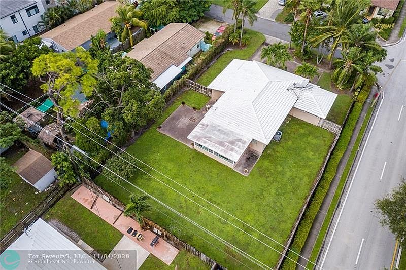 1st image of 1244 NE 16th Ave