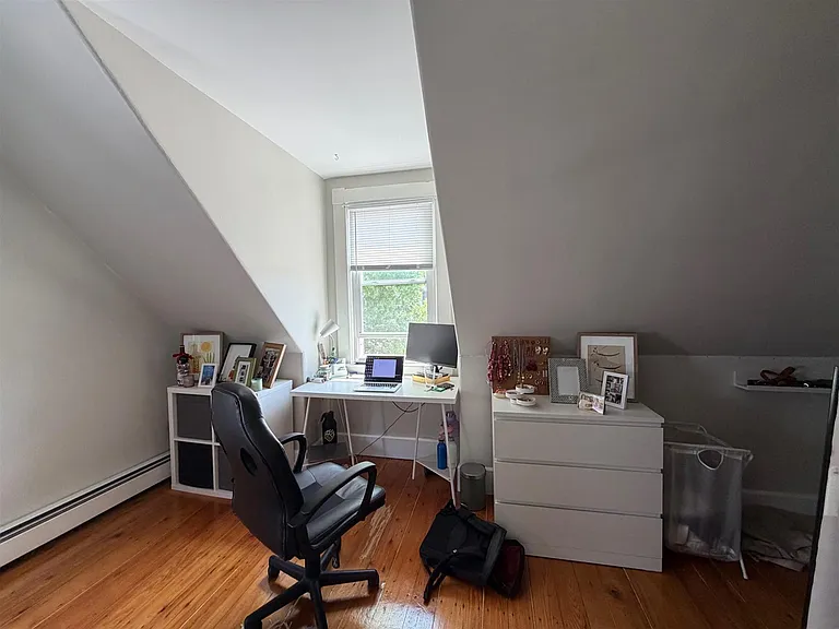 13 Concord Ave #2 — Photo 10