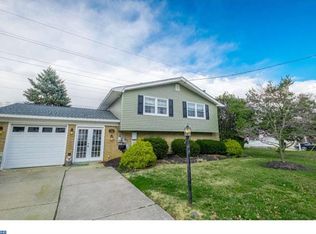 713 Chapel Rd, Cinnaminson, NJ 08077