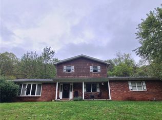 16 Patterson Rd, Bridgeport, OH 43912