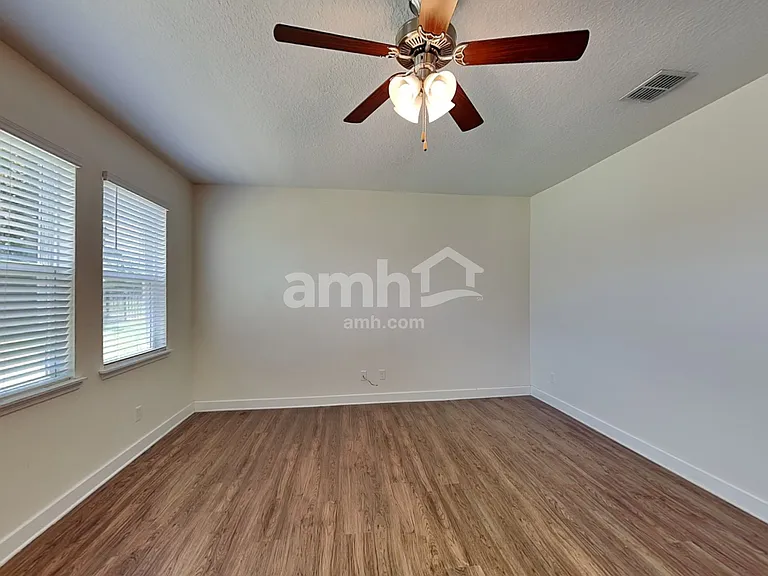 329 Crestrun Loop — Photo 6