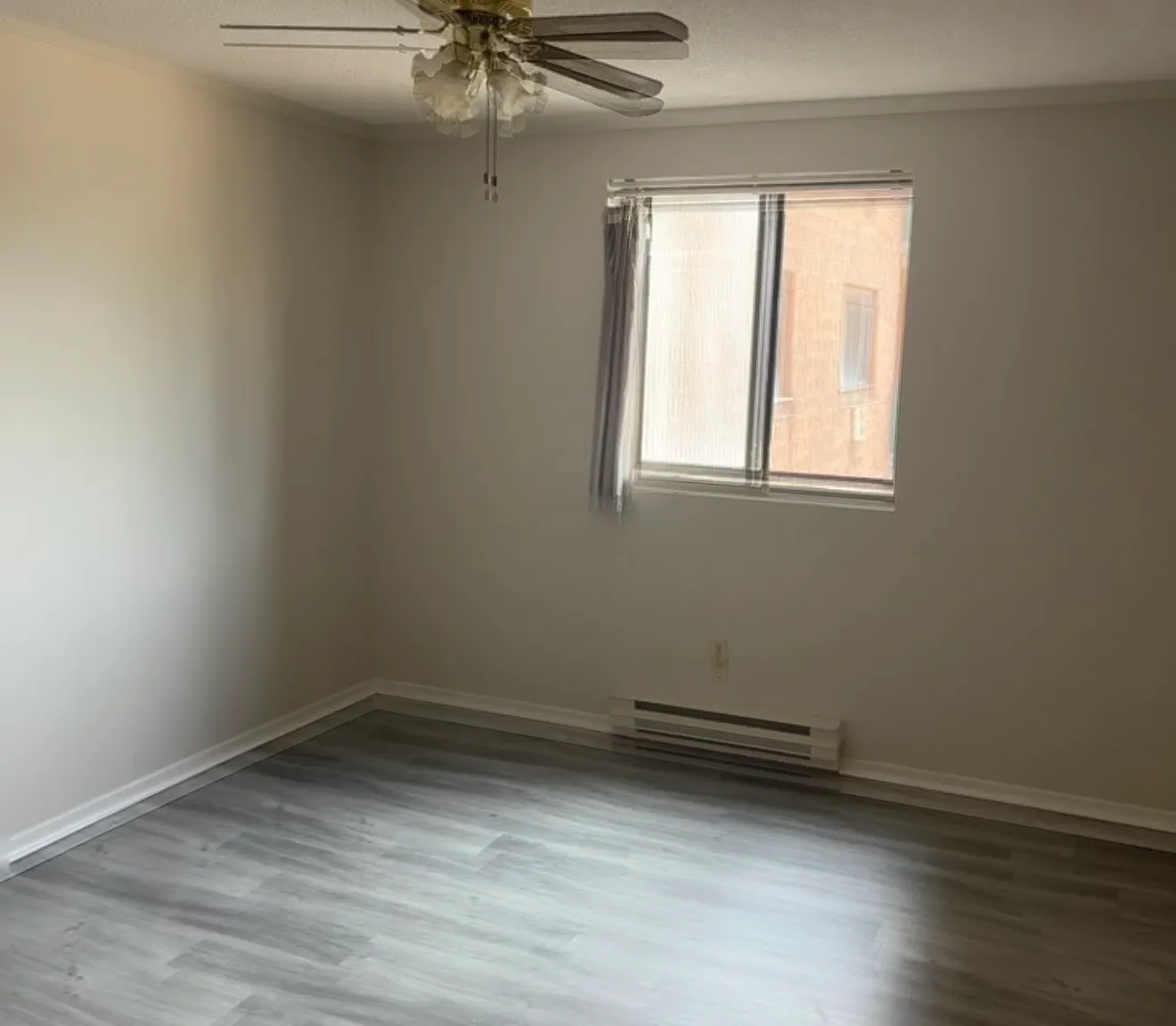 152 Thorold Road Welland — Photo 3