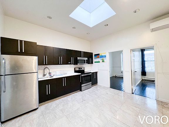 4th image of 1669 Nostrand Ave #2F