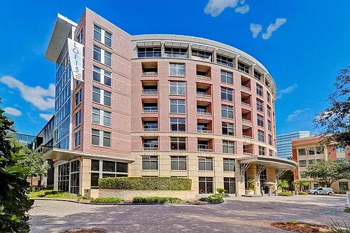 1901 Post Oak Blvd Photo 1
