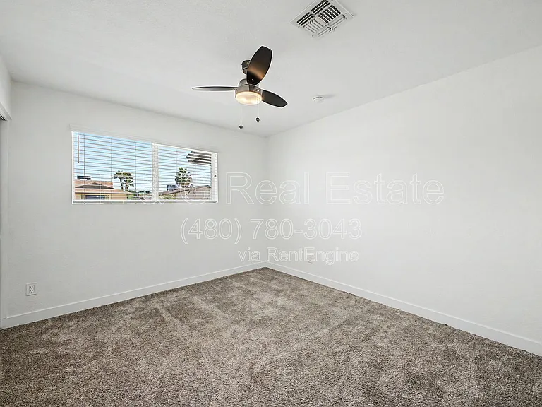 2174 E Palmcroft Dr — Photo 21