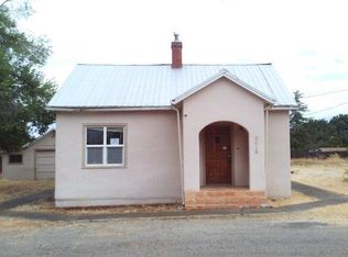 3018 Merriman Rd, Medford, OR 97501