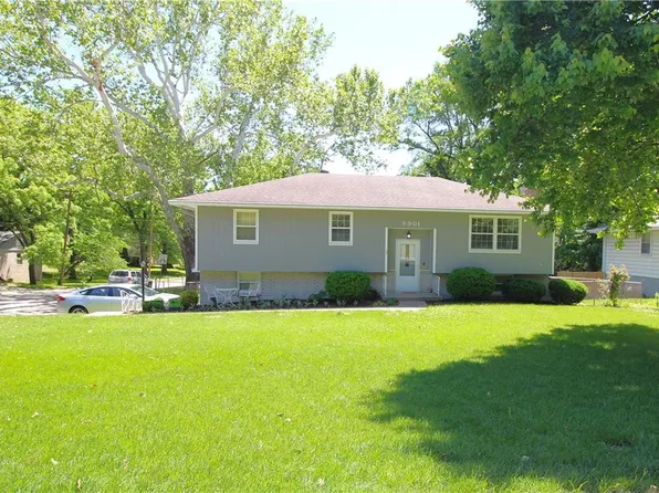 9901 W 55th St, Merriam, KS 66203
