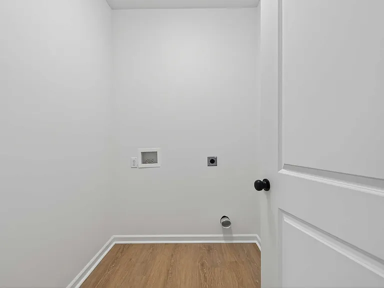 2009-2011 Scotty Ct — Photo 10