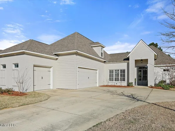 121 Greenway Ln, Madison, MS 39110
