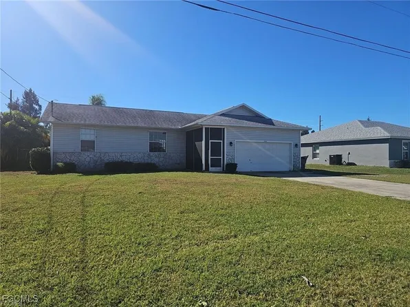 1932 SW 3rd Ter, Cape Coral, FL 33991