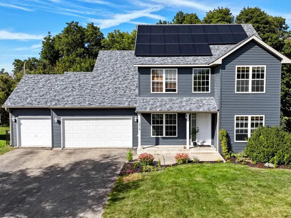 1318 Bluff St, Dundas, MN 55019