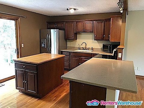 2nd image of 13450 Linwood Forest Cir N