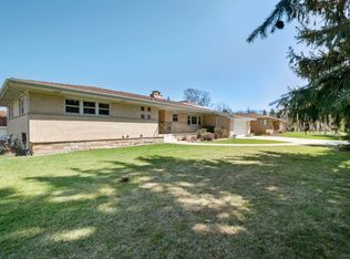 10502 Fitzsimmons Dr, Palos Park, IL