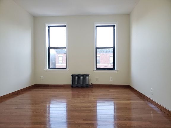 3rd image of 33-51 9th St #3R