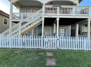 1320 Avenue N 1/2, Galveston, TX 77550