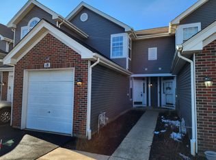 18 Waverly Ct, Algonquin, IL 60102