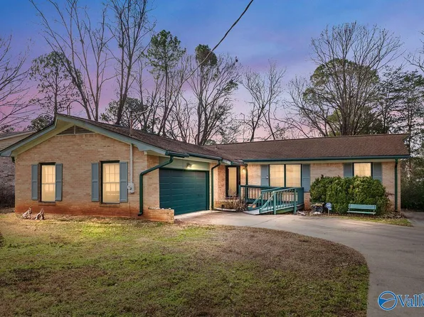 11206 Dellcrest Dr SE, Huntsville, AL 35803