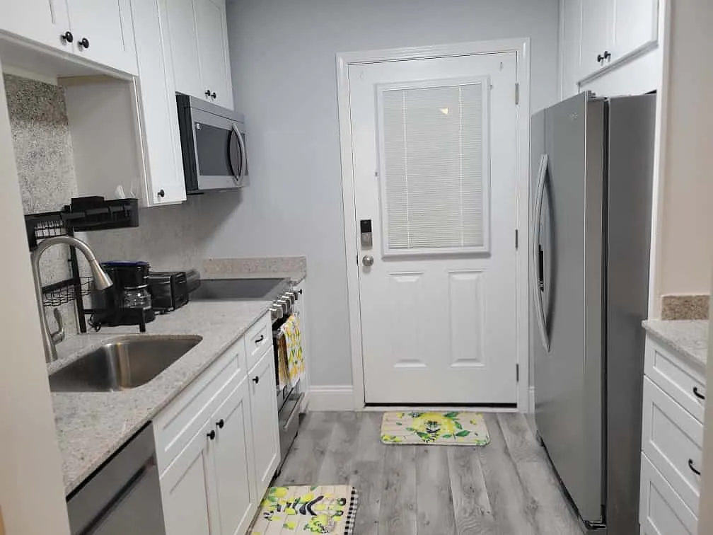 Kitchen with all the essentials - 2100 W Beach Dr #F101