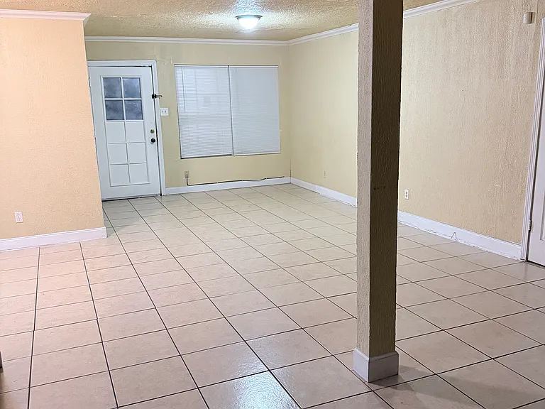 1109 Wedgewood Cir — Photo 7