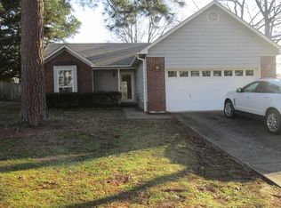 37 Hickory Ridge Dr, Benton, AR 72019